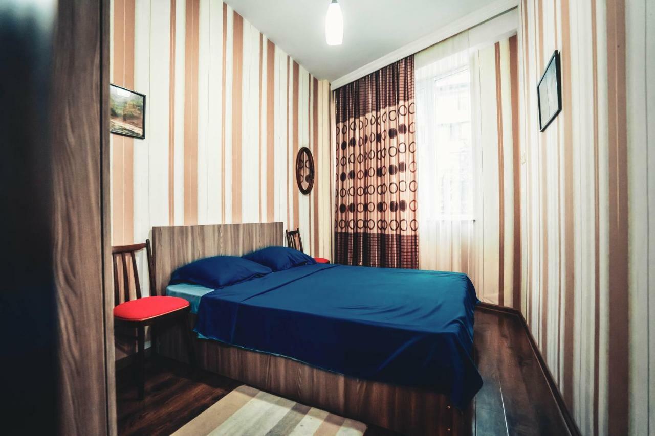 Gio Apartment Батуми Экстерьер фото